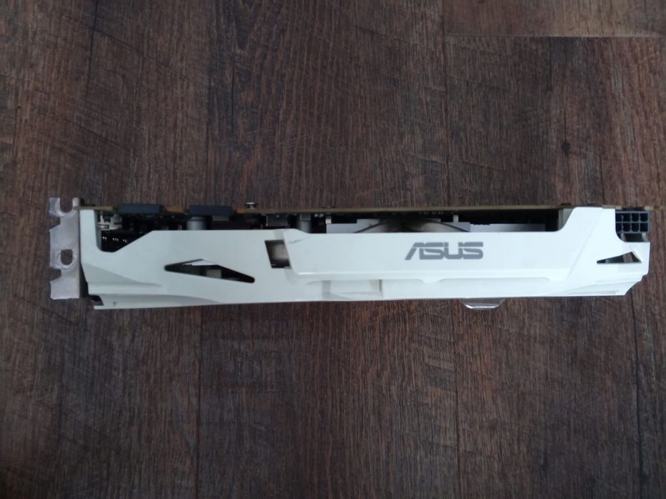 GTX 1070 8g asus