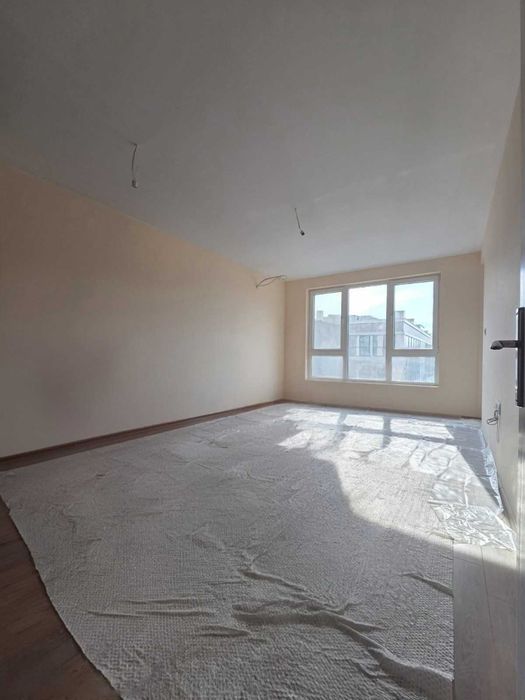 Hов двустаен апартамент в Панорама Парк Изток до хотел СПС