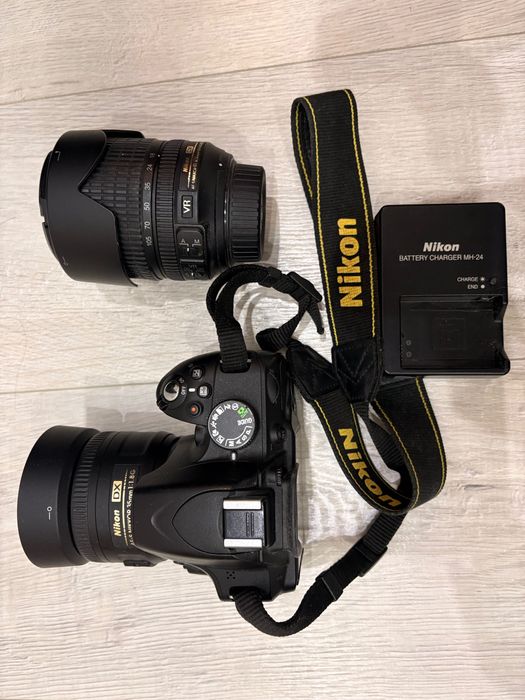 Nikon 3200 с 2 линзами