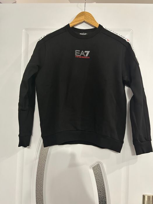 Оригинален екип EA7