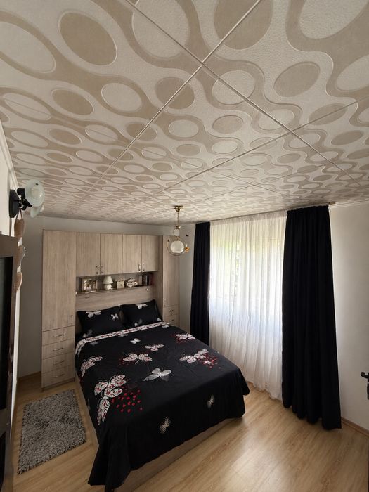 Apartament semidecomandat cu 2 camere
