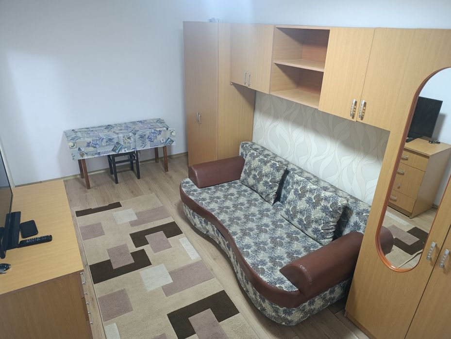 Garsoniera de Închiriat