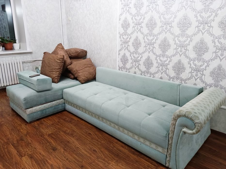 Продам диван в отличном состоянии