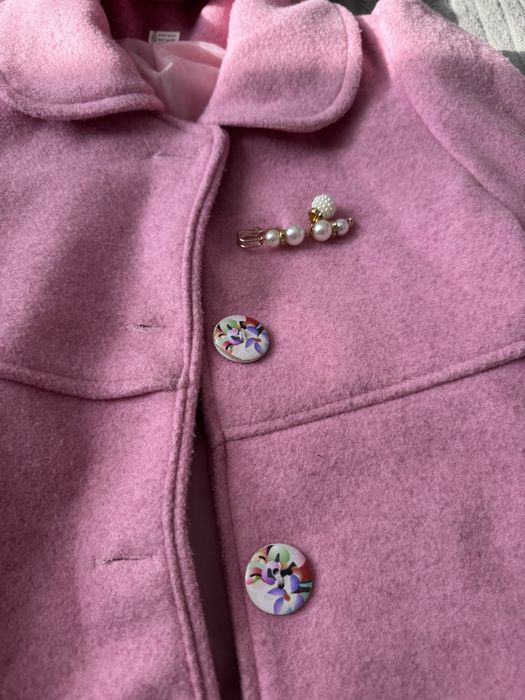 Продам комбинезон и пальто