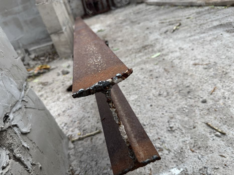 Продается железные балки