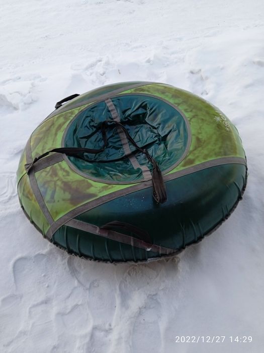 Тюбинг, ватрушка, надувные санки.