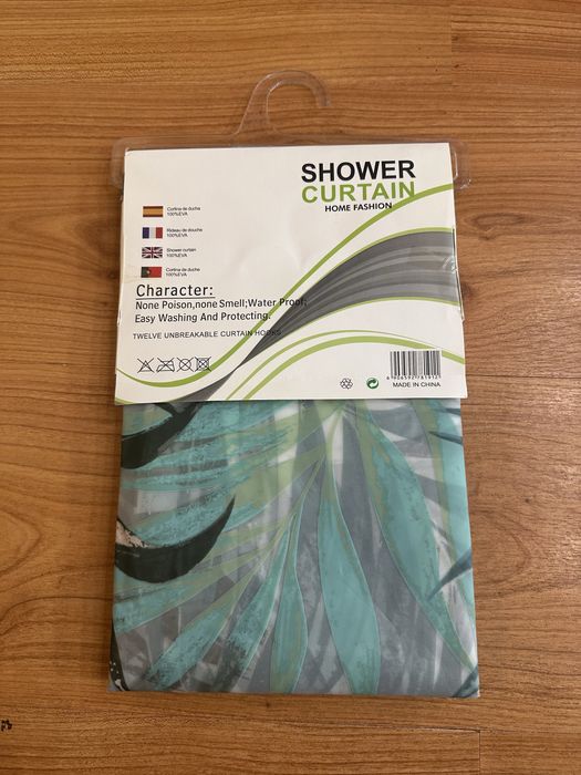 Штор для ванной новая