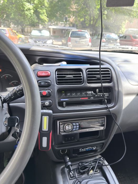Сизуки Гранд Витара 2.5 V6 1998г
