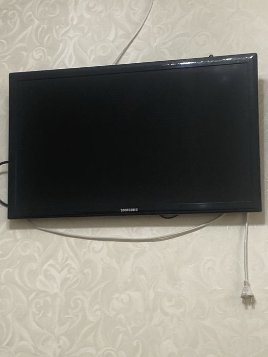 Телевизор в хорошем состаяни