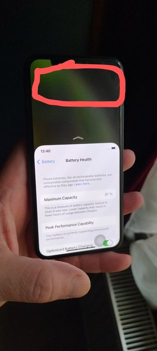 iPhone XS. Cu ecran defect parțial