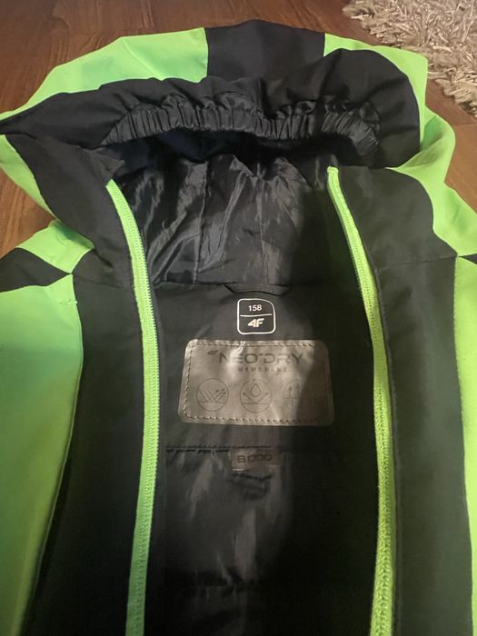 Costum de schi 4F membrana Neodry 8000 marimea 158