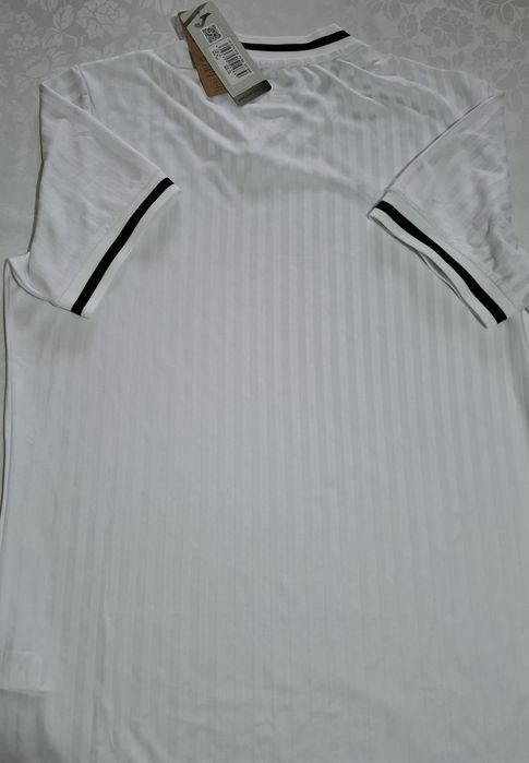 Продавам фланелки Joma.