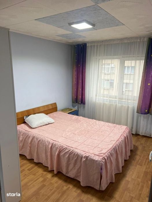 Apartament 3 camere, 70 mp, Bals zona Jiu