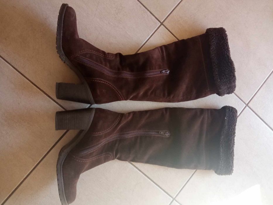 Ботуши от естествен велур