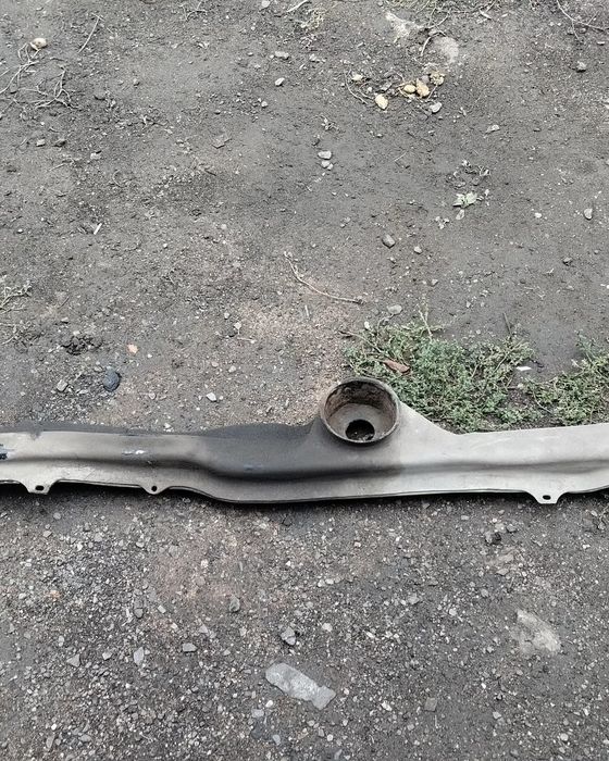 Балка нижняя гольф 3 продам