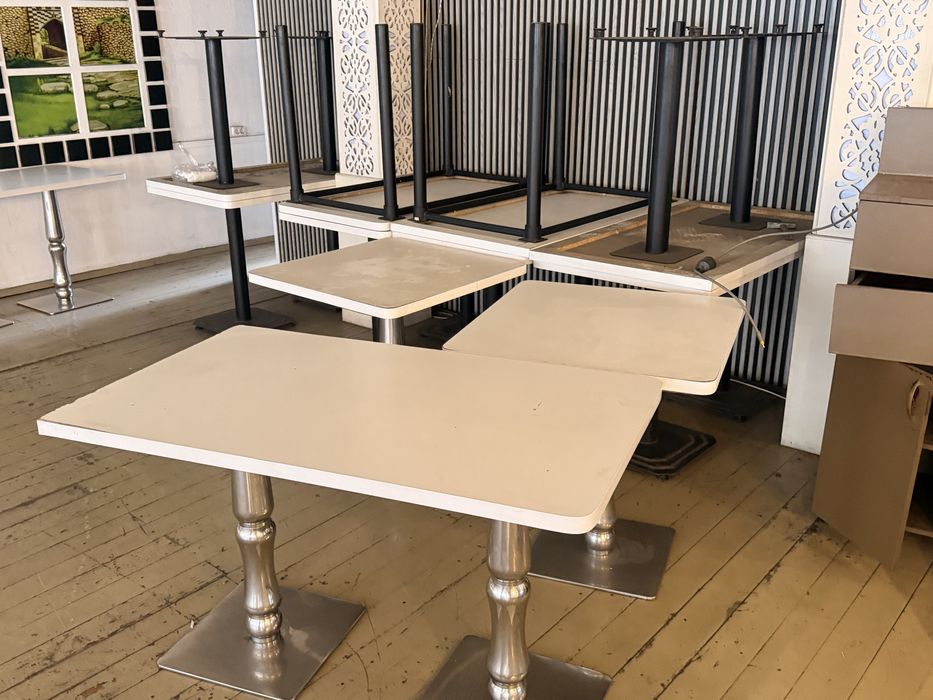 Столы и диваны для общепита