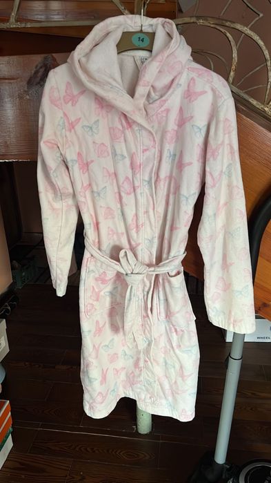 Продам банный халат для девочек от 10 до 15 лет