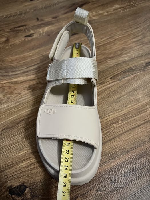 Sandale Ugg noi in cutie