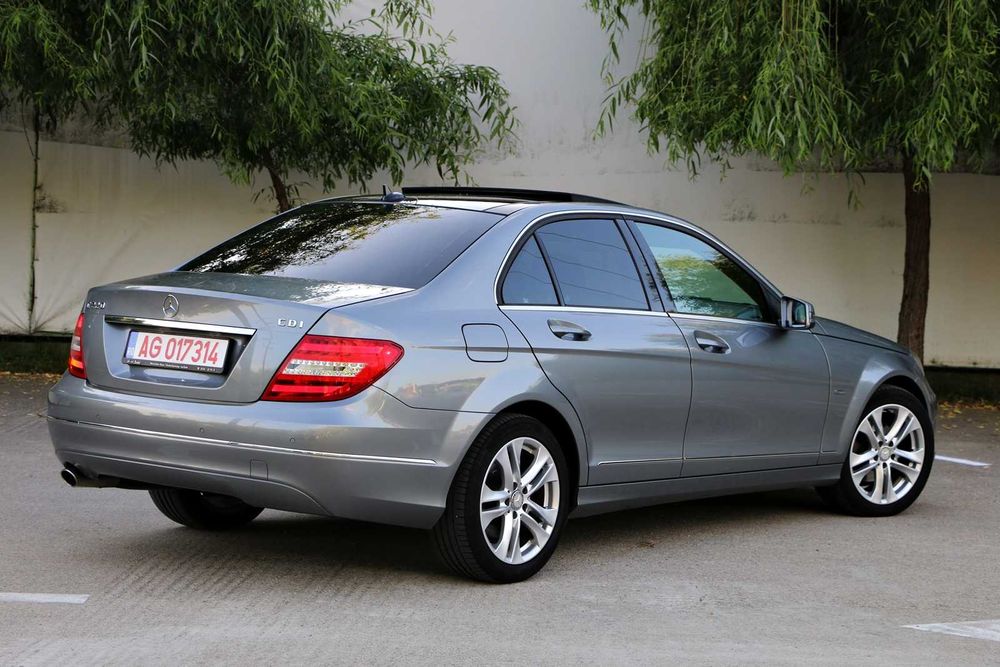 Mercedes-Benz C220 - W204 - Distronic Plus - Full Assist - Trapa dubla - Webasto