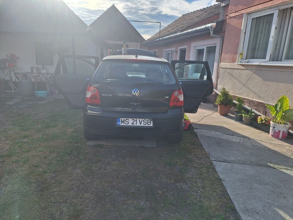Vând  auto vw polo 9N