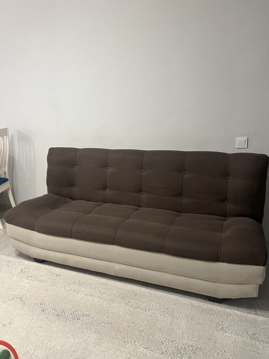 Продам диван (раскладывается)