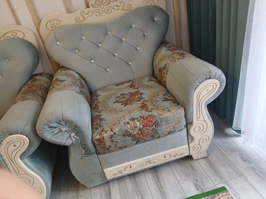 Мебель диван красивый синий цвет