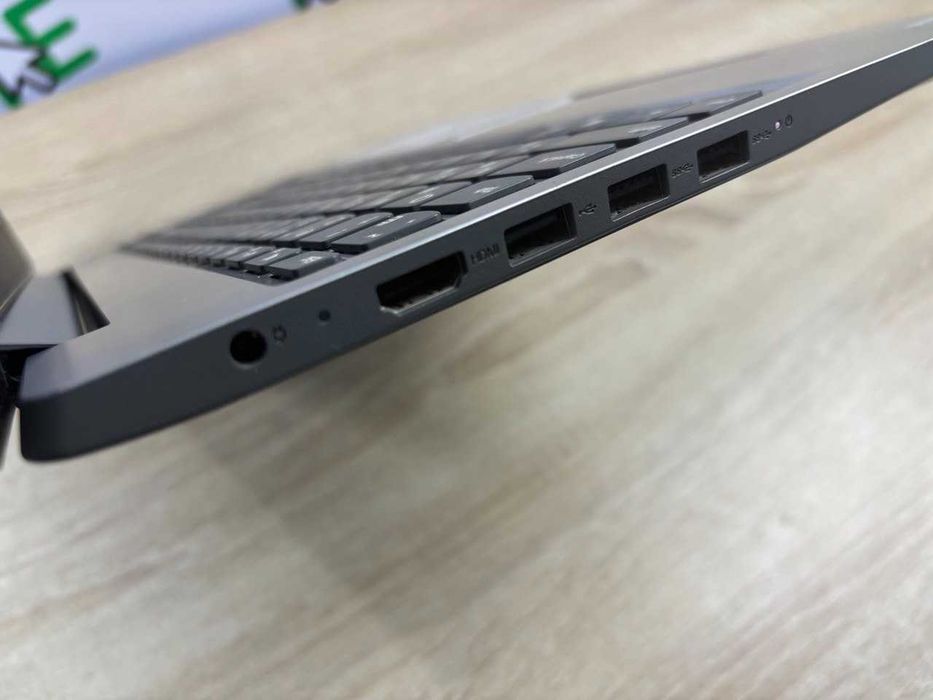 Lenovo IdeaPad 3 15IIL05 Intel Core i3-1005G1 / 8 GB DDR4 / SSD 256 Gb