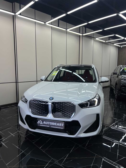 BMW ix1 30 L, M Sport Long paket