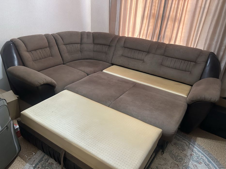 Продам срочно угловой диван