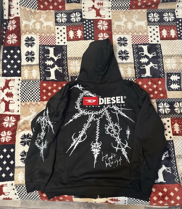 Продам зипку Diesel