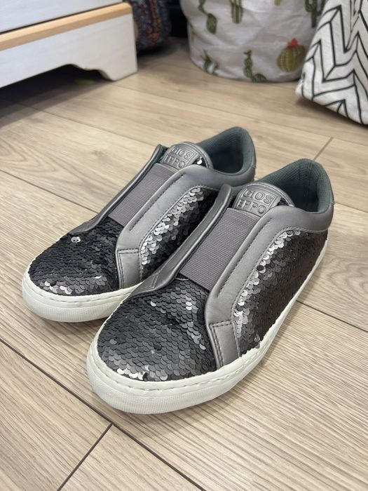 Продам женские мокасины 37 р.