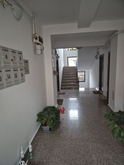 PROPRIETAR inchiriez garsoniera