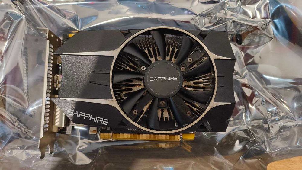 Видеокарта AMD R7 260X 2GB Sapphire