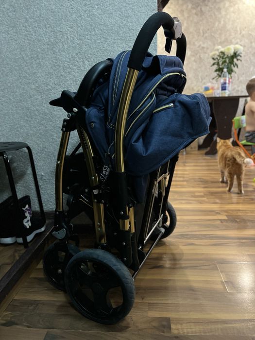 Продам коляску Adamex Quatro Monza 19