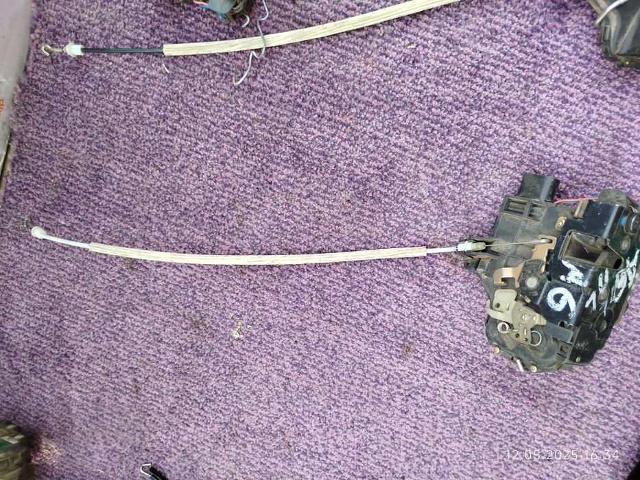 Продам Дверной замок