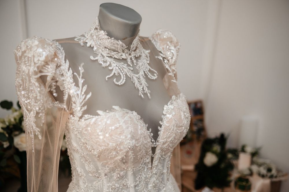 Vand rochie de mireasa