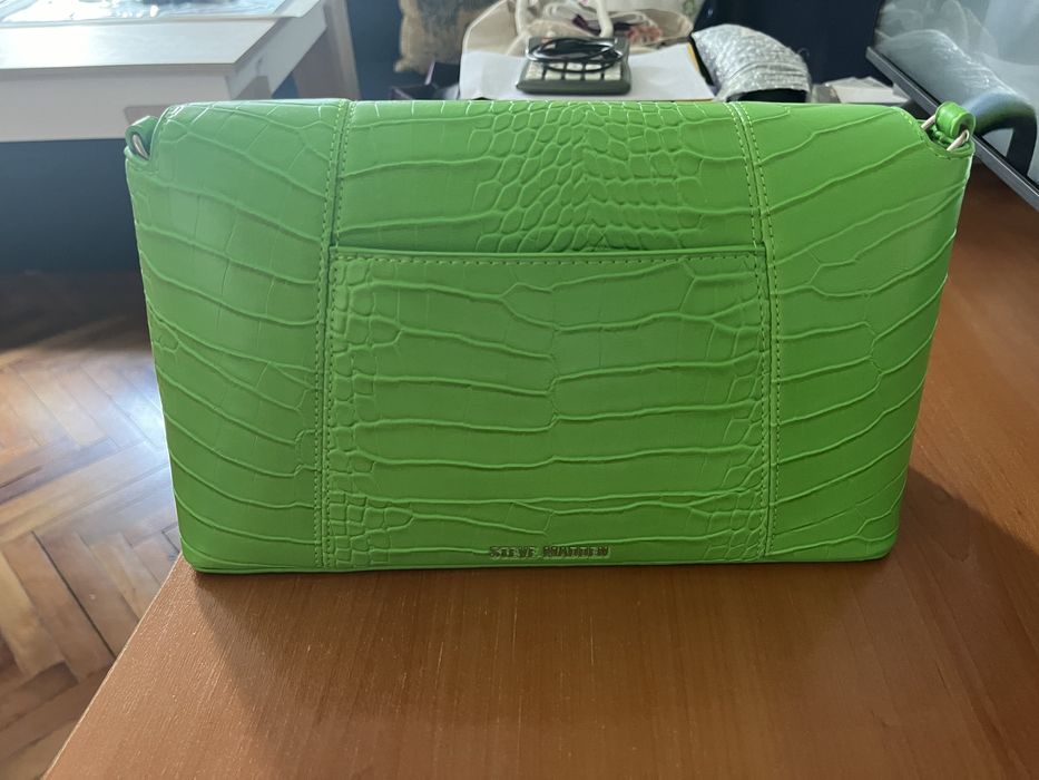 Чисто нова!!Чанта на Steve Madden