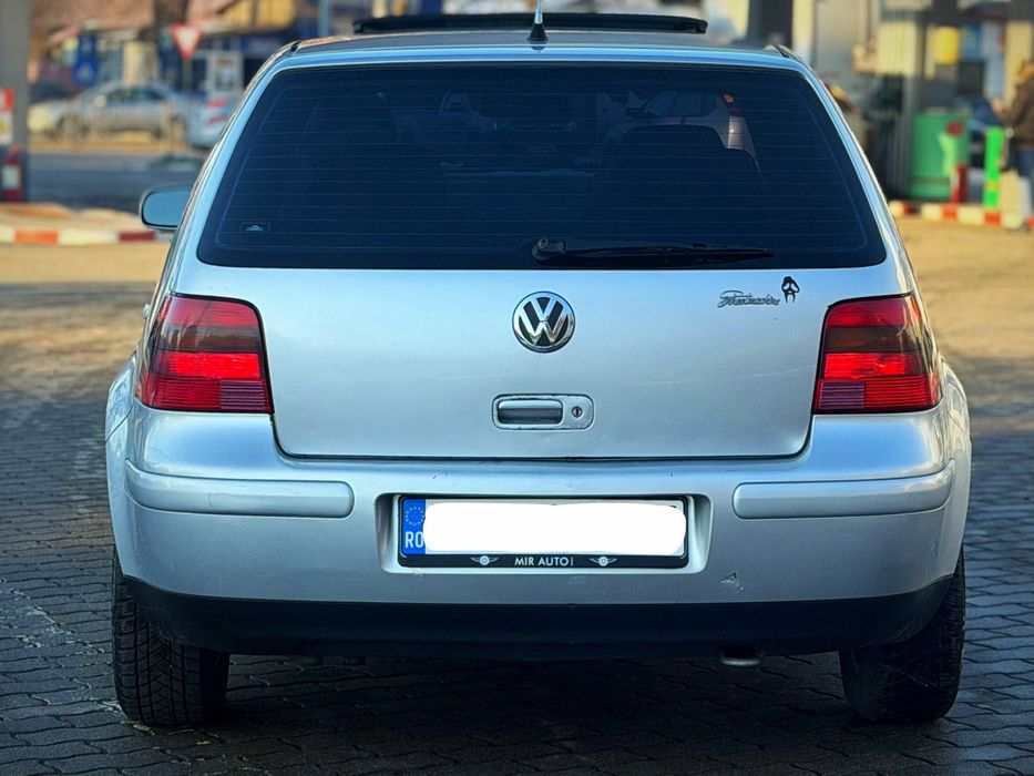 Parc Auto/Vw Golf 4/2003/Impecabil