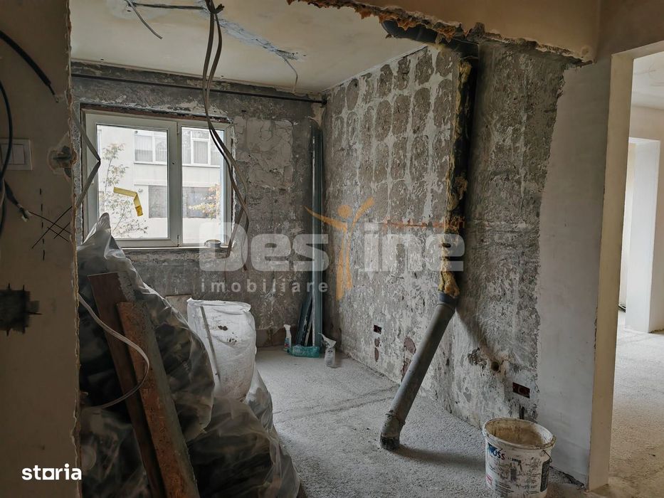 ​Apartament 4 camere, 2 bai – Zona Vest / Lacul Balea, etaj 3/4