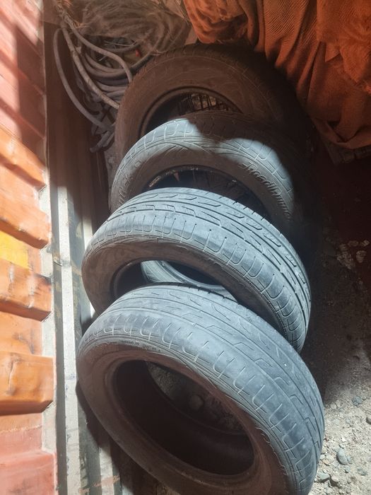 Резина 195/65R15