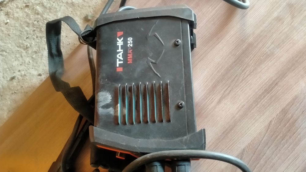 Сварочный аппарат.