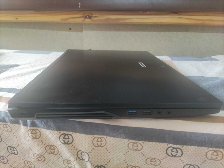 Мощный Ноутбук игровой  i 7 NOUTBUK