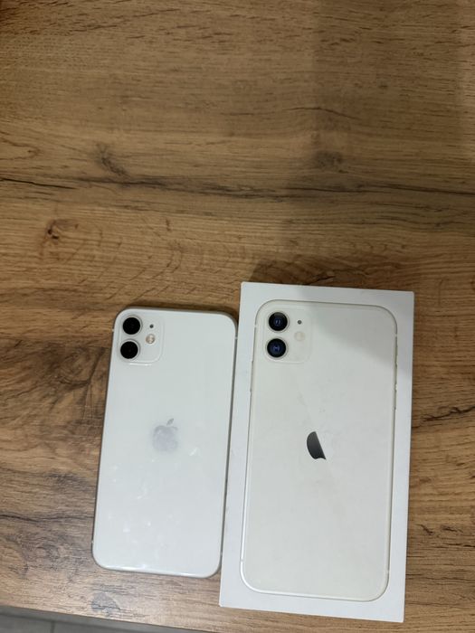 Айфон 11 с коробкой