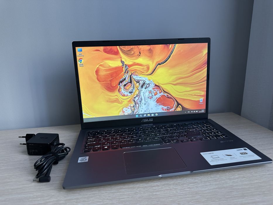 Ноутбук Asus VivoBook Core i3 8GB RAM SSD 256GB Графика 4GB Full HD