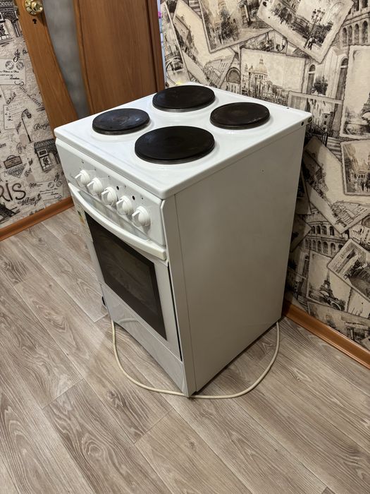 Продам электроплиту б/у