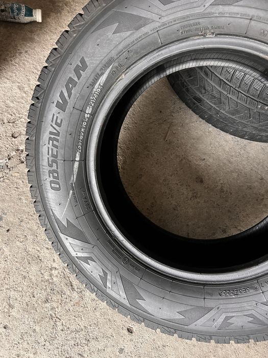 4 anvelope iarna 235/65/16 c , toyo , dot 2022