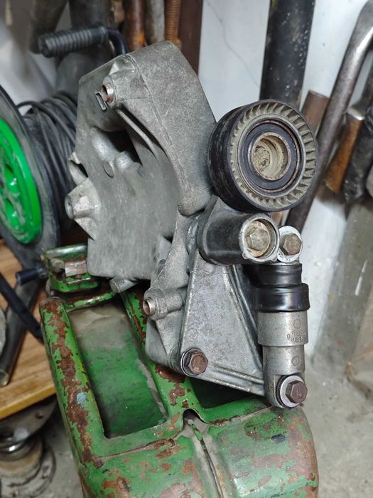 кронштейн кондиционера BMW M52