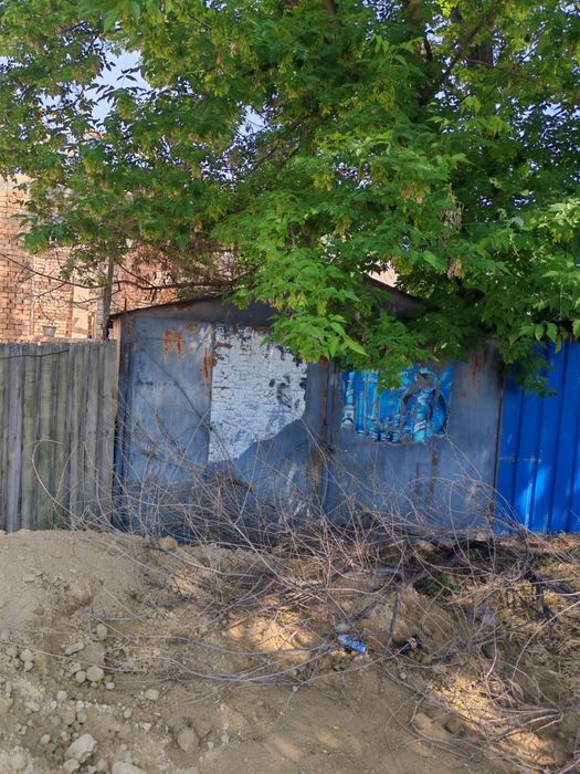 Гараж сатылады, продаетсься.