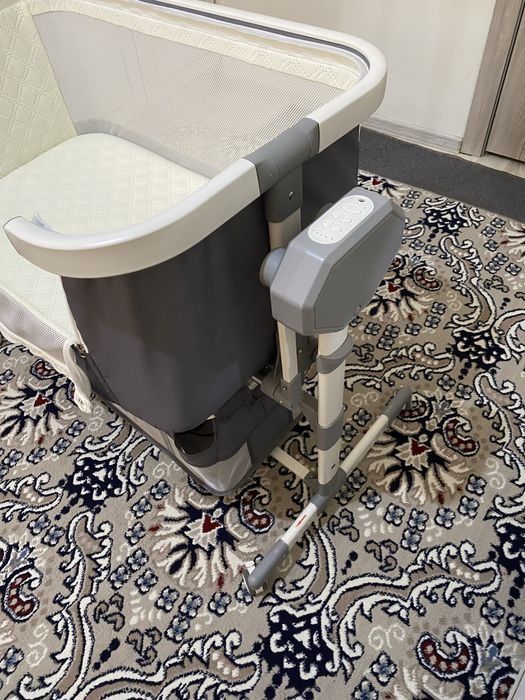 Детская Люлька кроватка 4в1 с музикой и автоматическим приводом