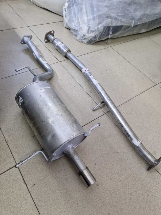 Глушитель новый Subaru Forester  SF5